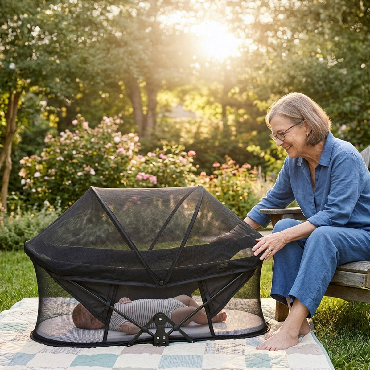 Infant Deluxe BabyBox Travel Crib - Black