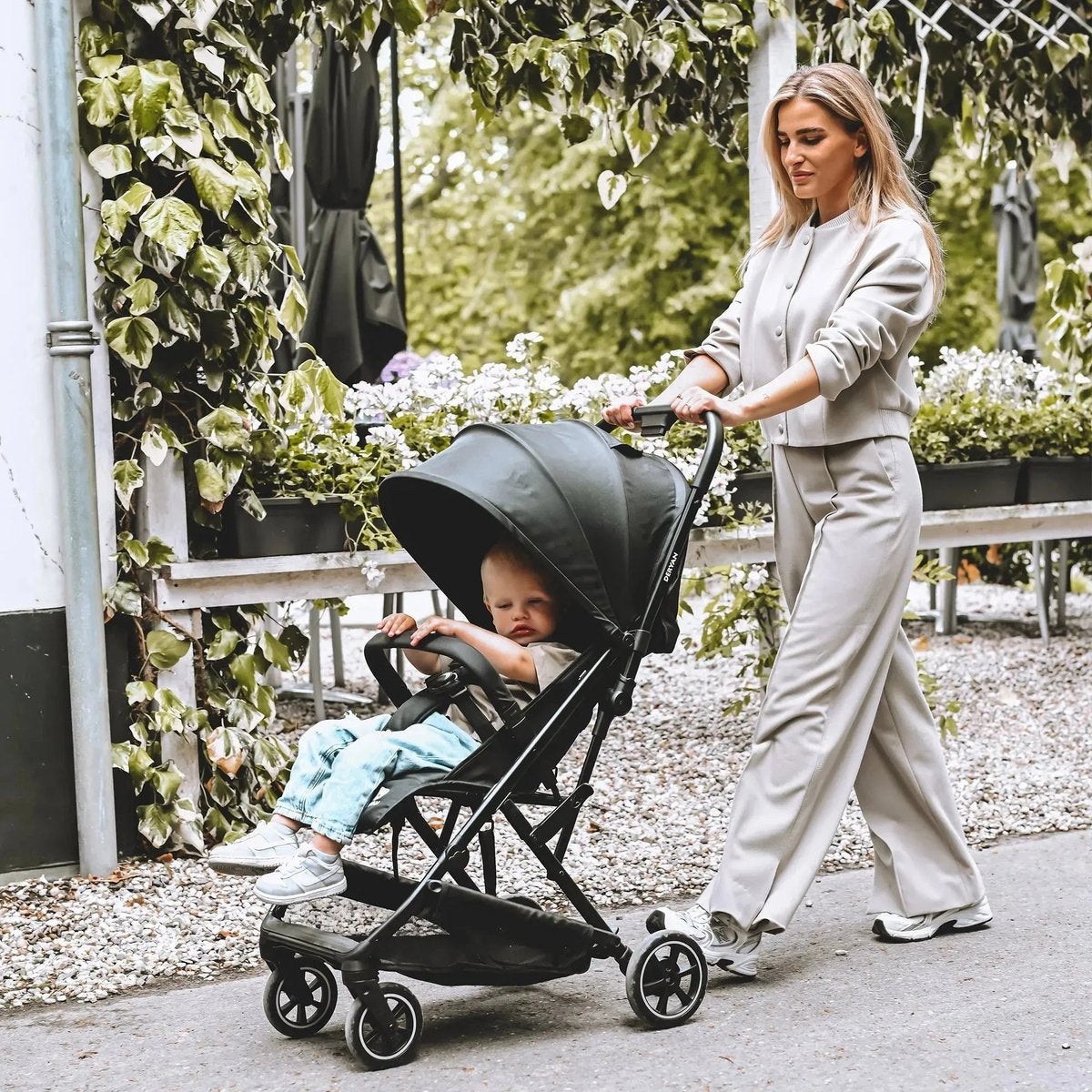 Luxury Easy Lightweight Buggy - Taupe