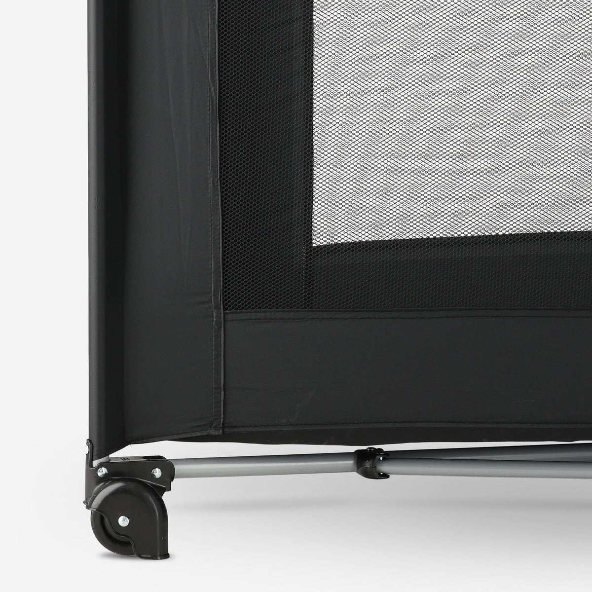 Believer Black Travel Cot