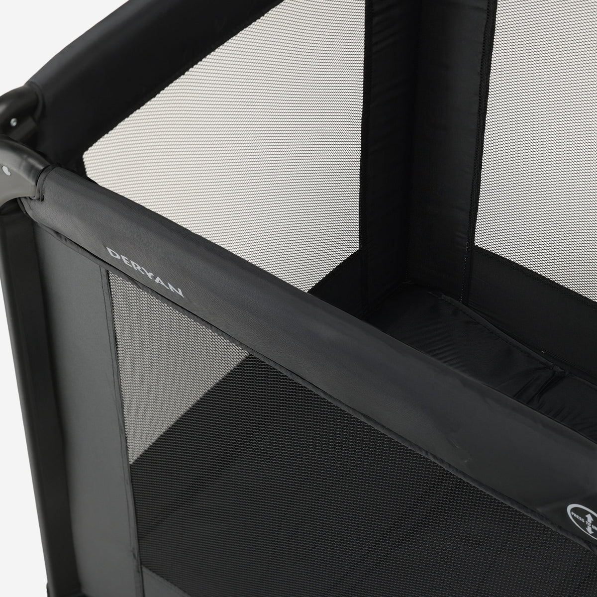 Believer Black Travel Cot