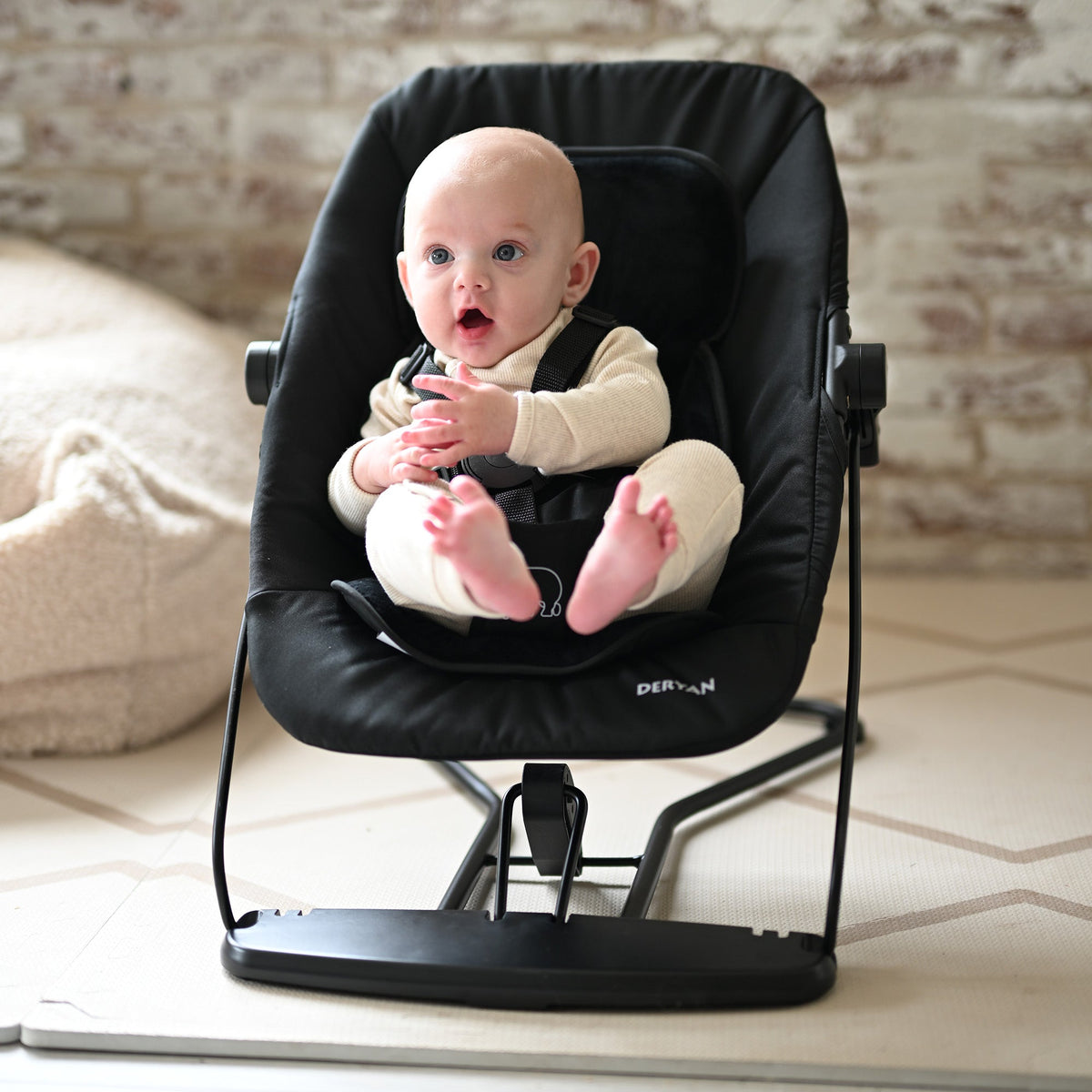 Curve Bouncer