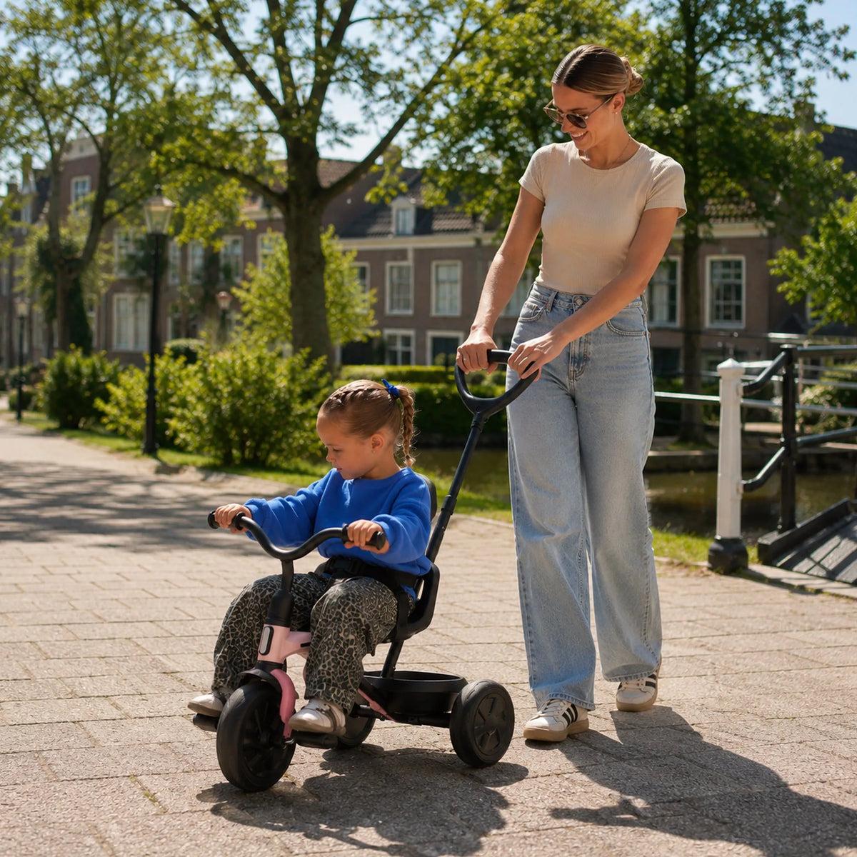 Drifter Tricycle with push bar Rosé