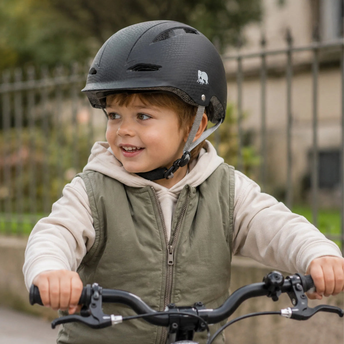 Children's Helmet, Black - Size M