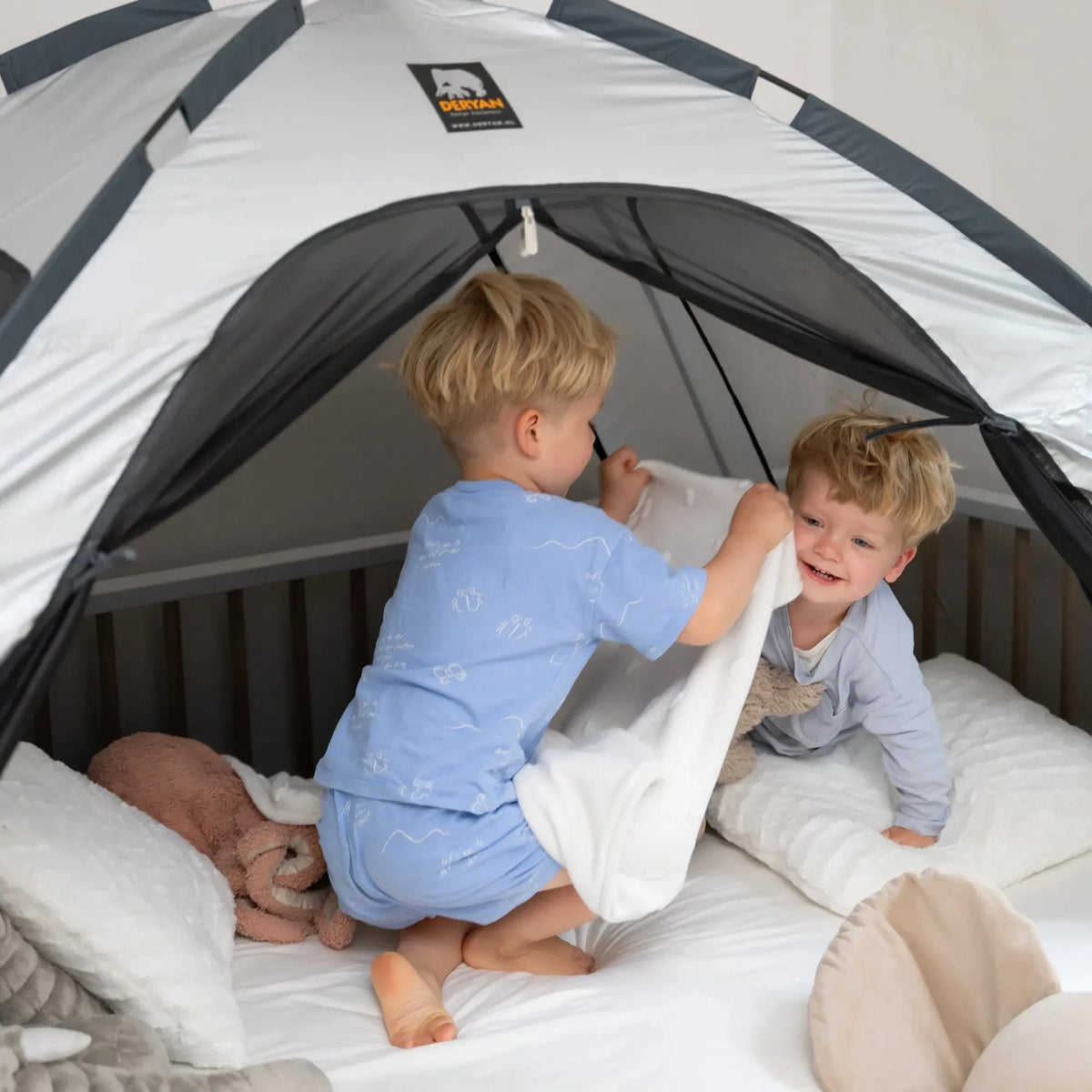 Ivory Bed Tent 78.8x35.5"